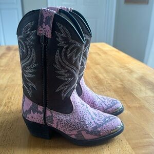 Smoky Mountain Boots. Girls Size 10.5